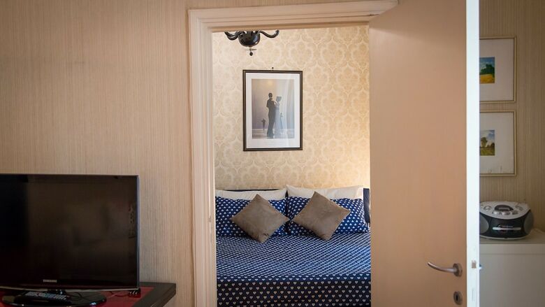 Rental In Rome Veneto Apartment