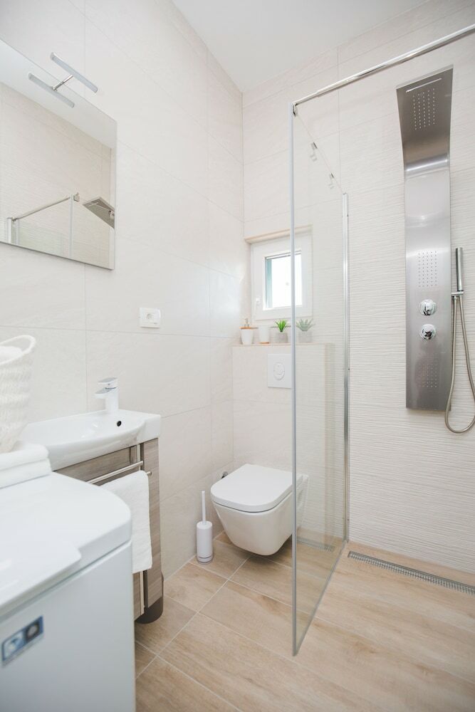 Apartamentos Salsa Brac