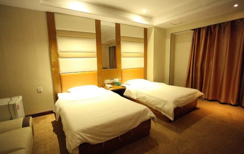 Baxi Hotel(Guangzhou Hanxi Changlong Branch)