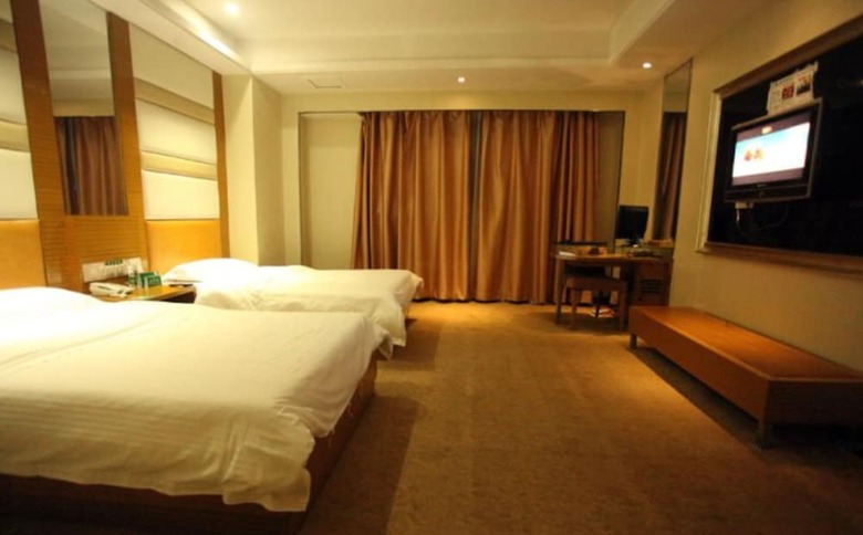 Baxi Hotel(Guangzhou Hanxi Changlong Branch)