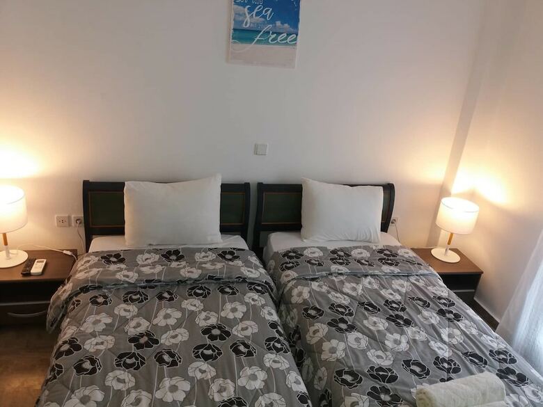 Hotel Cafe Greco Studios & Apartments