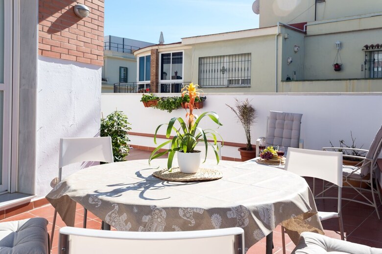 Apartamentos Ahro Suites Blanco Soler 3