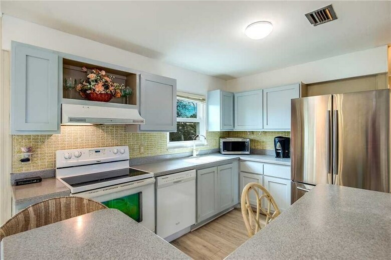 Dolphin Lane 4855 - Two Bedroom Home With Private Pool