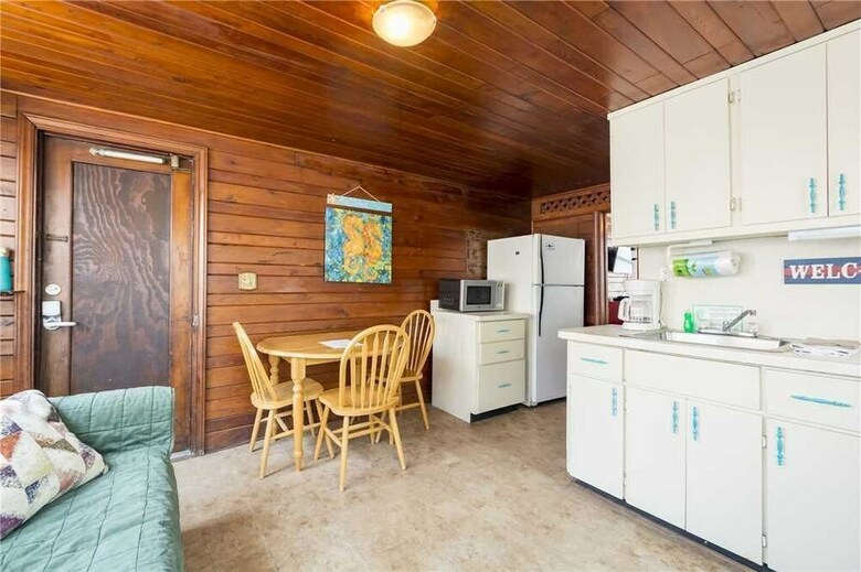 Seahorse Cottage 1 - One Bedroom Cottage