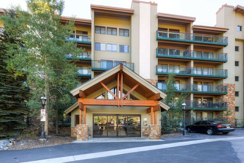 Trails End Condos By Crmr