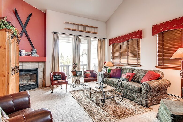 The Pointe Town Homes By Crmr