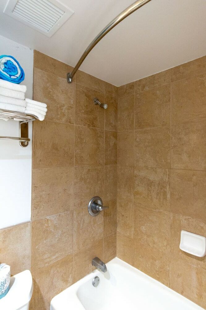 Aqua Palms - Suite 1110