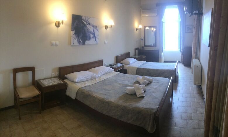 Gythion Hotel