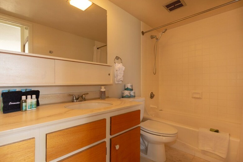 Waikiki Sunset Suite 2404