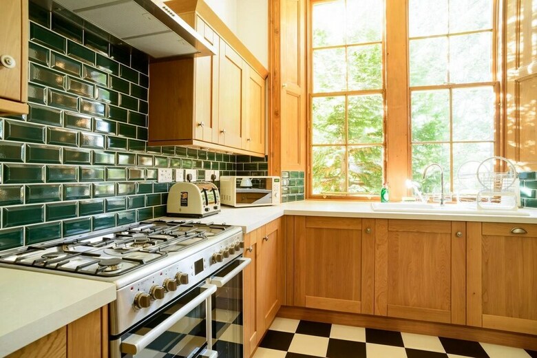 Apartamentos 5 Bedroom Apt Near Meadows & George Square