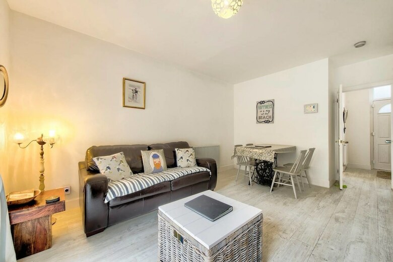 Perfect N. Berwick Holiday Home W/ Free Parking