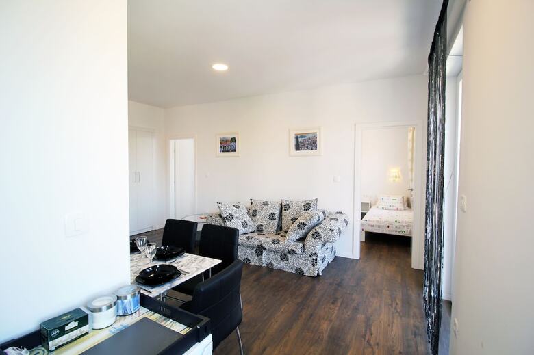 Apartment Split Lazarica