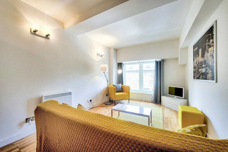 Stylish Central Apartment Near Royal Mile