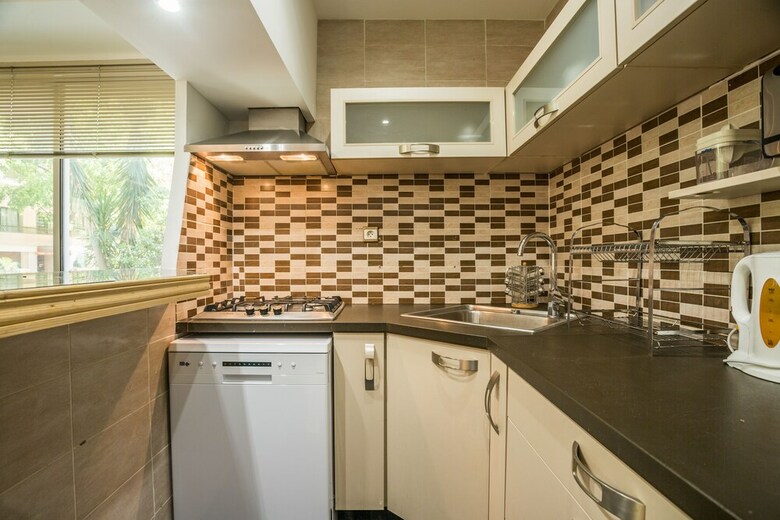 Apartamento 2 Bdrm Flat With 260m2 Garden-congress/beaches By Weekome