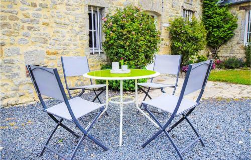 Holiday Home Cour Maqueron N-794