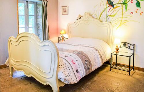 Holiday Home Cour Maqueron N-794