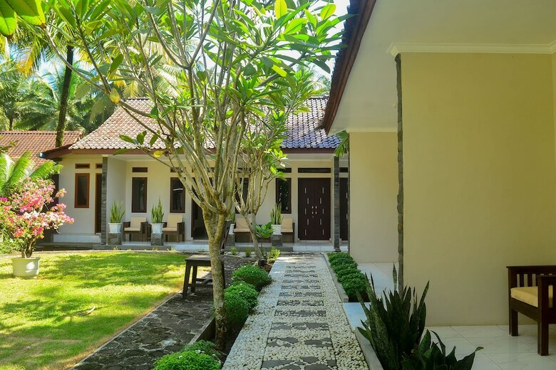 Oyo 816 The So Hotel