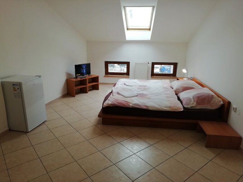 Hotel 28