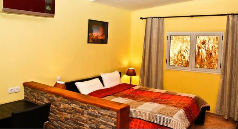 Mraguen Hotel