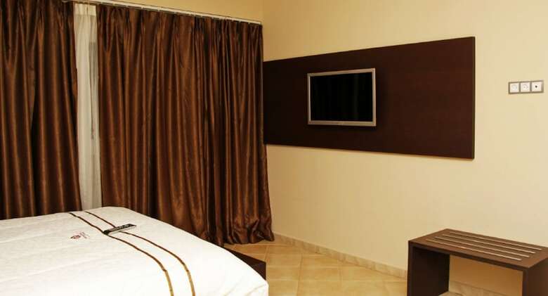 Mraguen Hotel