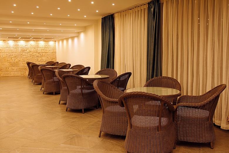 Mraguen Hotel