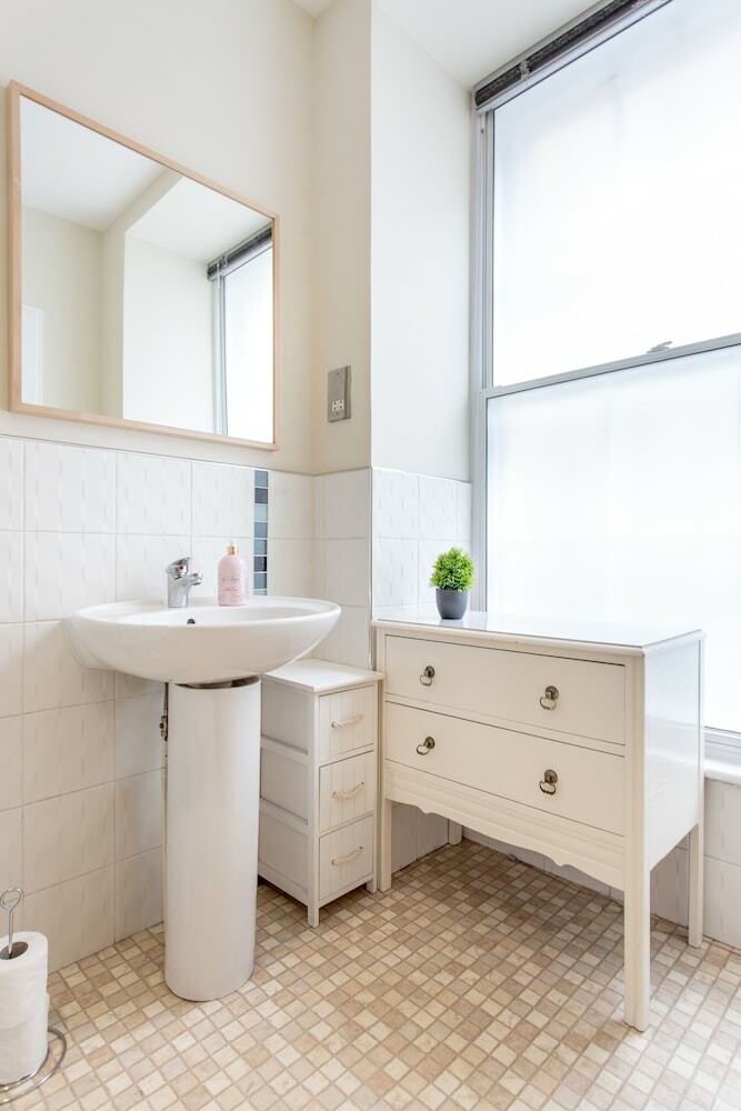 Scse Modern Apartment