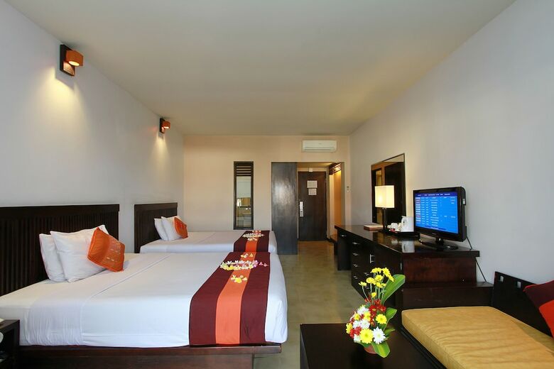 Hotel The Lokha Legian Resort & Spa