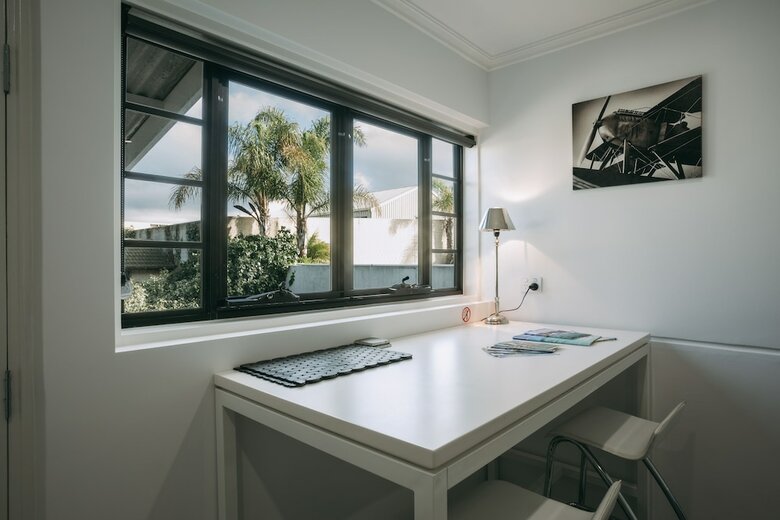 Deco Beach Luxury Apartments