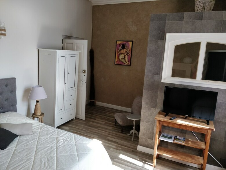 Hotel Chambres D'h�tes Manoir Le Mingreaud