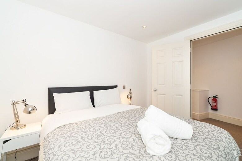 Pml Apartments Park Road