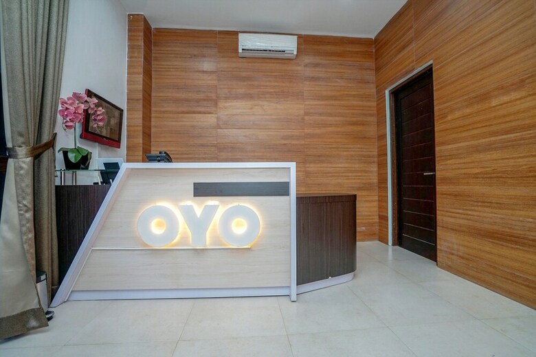 Hostal Oyo 932 Griya Mas Residence Syariah