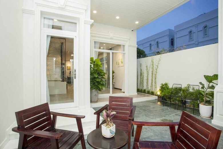 Mer Villa & Hotel Da Nang