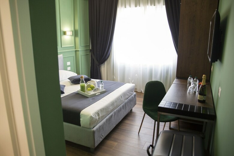 Bed & Breakfast Unicum Roma Suites