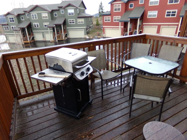 Prospector Village 3 Bed 3 Bath