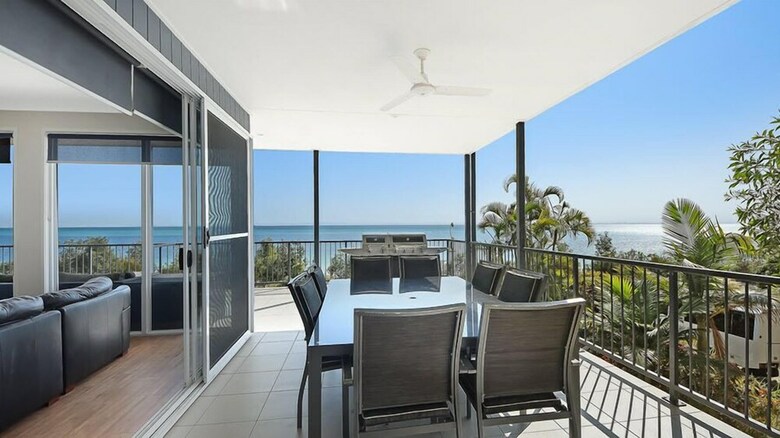 Sandcastles Coign 10