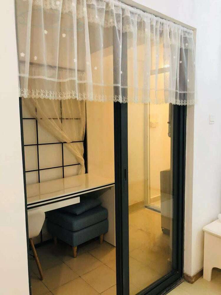 Leju 68 Apartment Hotel