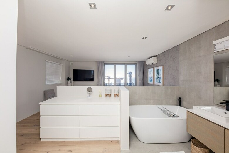Hotel Penthouse On B