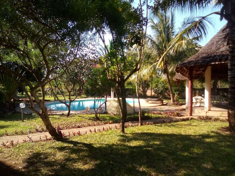 Apple Mango Apartments