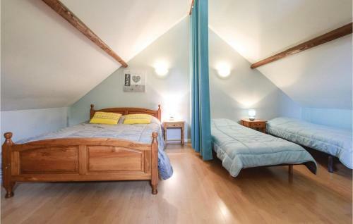 Holiday Home Lieu Dit La Vieille Place