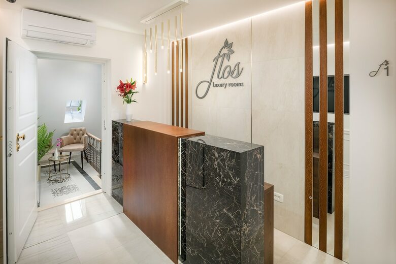 Bed & Breakfast Flos Luxury Rooms