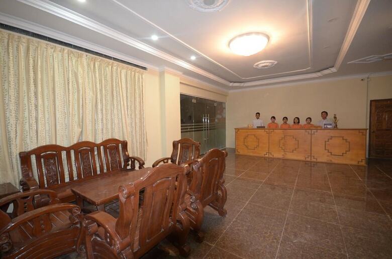 Inle Strand Hotel