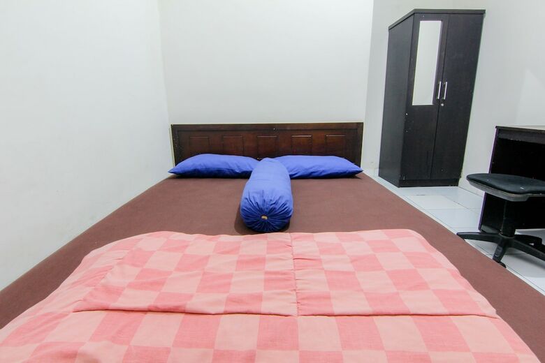 Hotel Jj House Wahid Hasyim