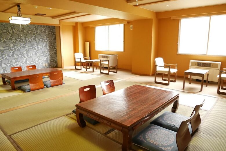 Hostal K's House Hokkaido - Asahidake Onsen Hostel