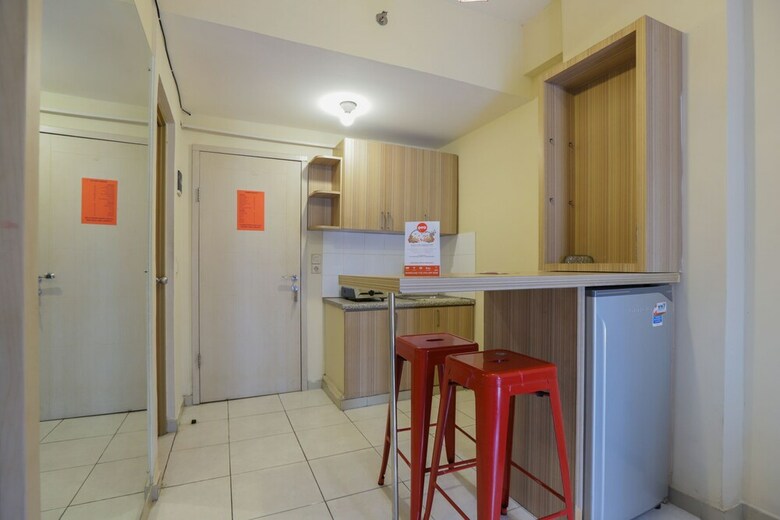 Oyo 909 Lauv Room Grand Centerpoint