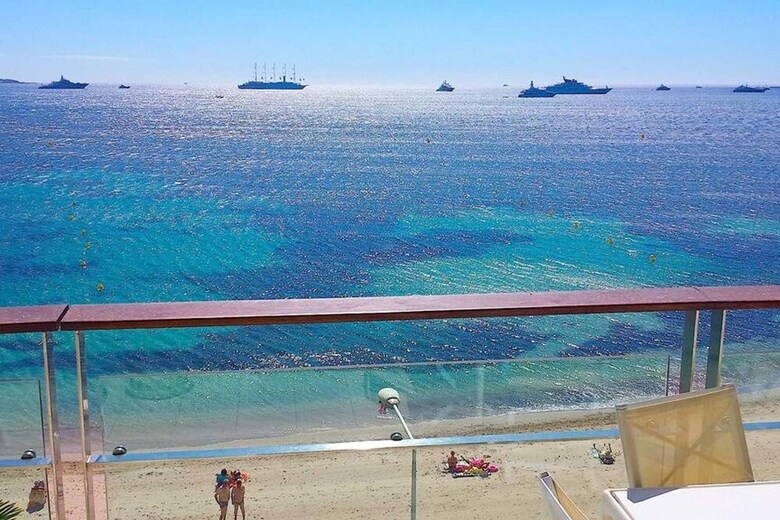 Apartamentos Amazing See View And Direct Access To The Beach!