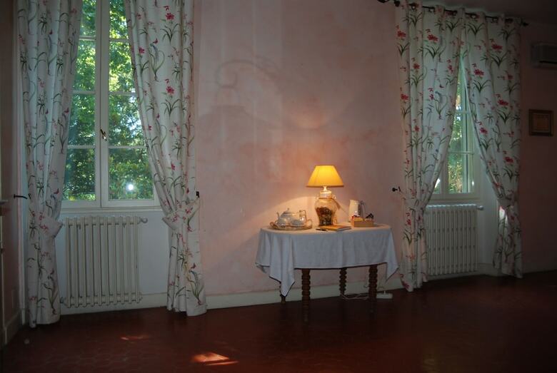 Hotel Ch�teau Cornillon Chambres D'h�tes