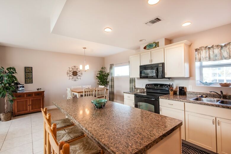 Portside Villas Unit 13 - Three Bedroom Townhouse