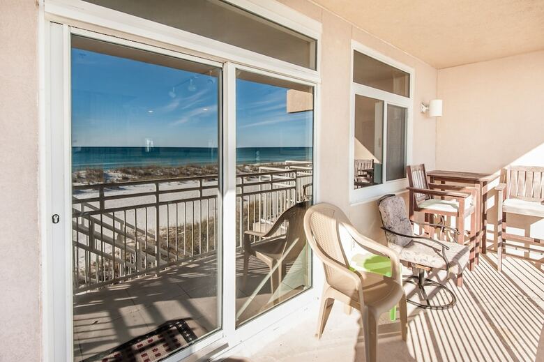 Seahorse Unit H - Three Bedroom Townhouse