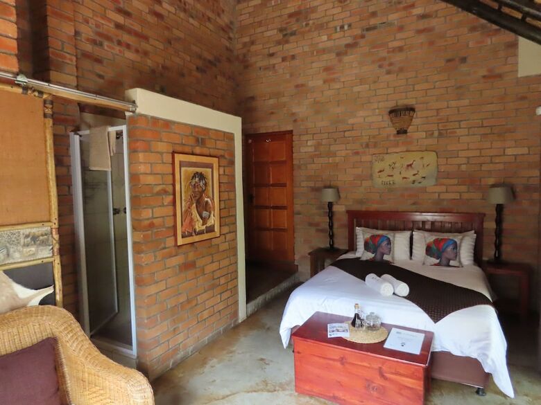 Bed & Breakfast Bush And Gables Lodge