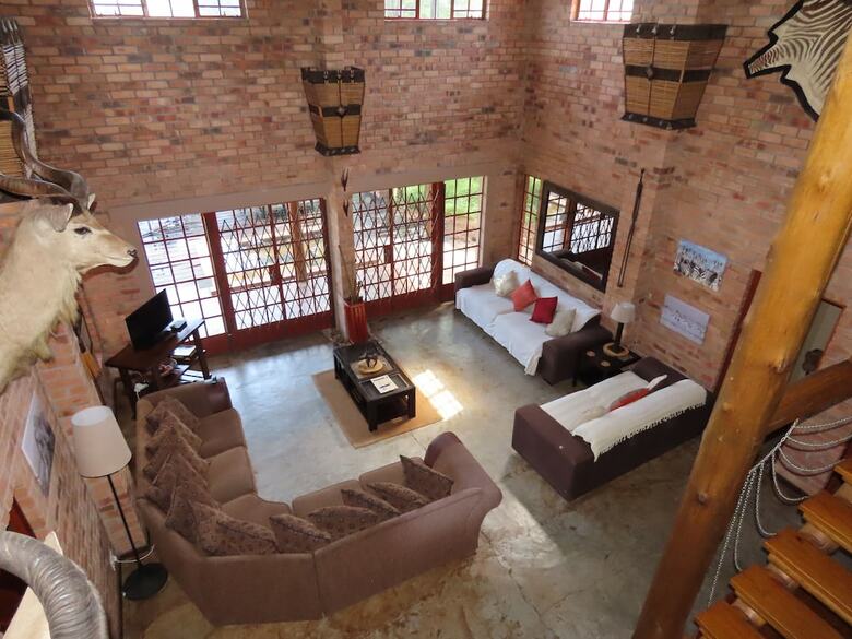 Bed & Breakfast Bush And Gables Lodge